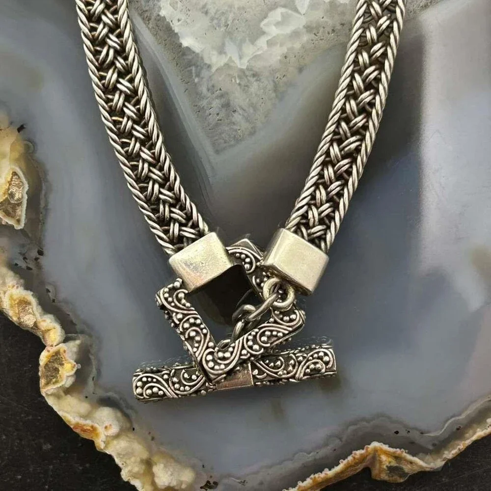 Vintage Silver Woven Chain Decorated Toggle Clasp 17